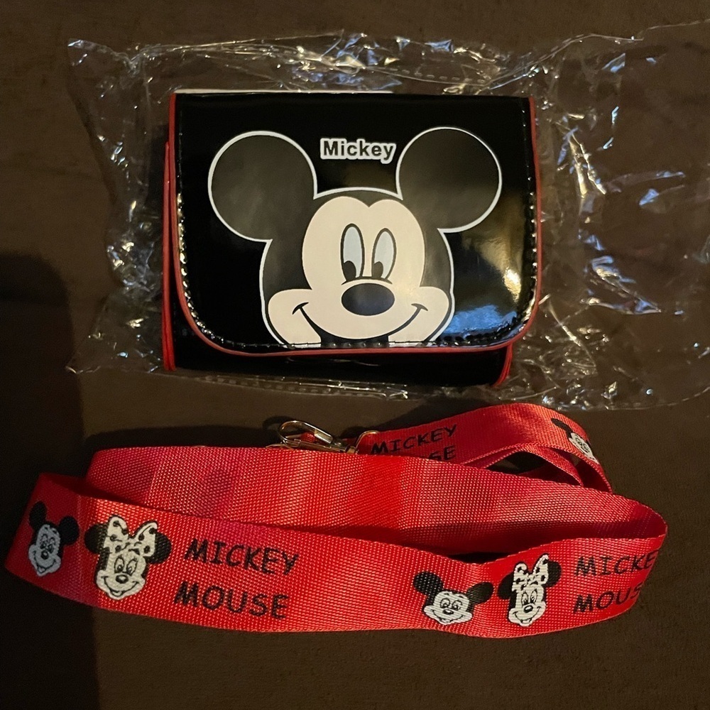 Disney Mickey Mouse Mini Purse - Picture 7 of 10